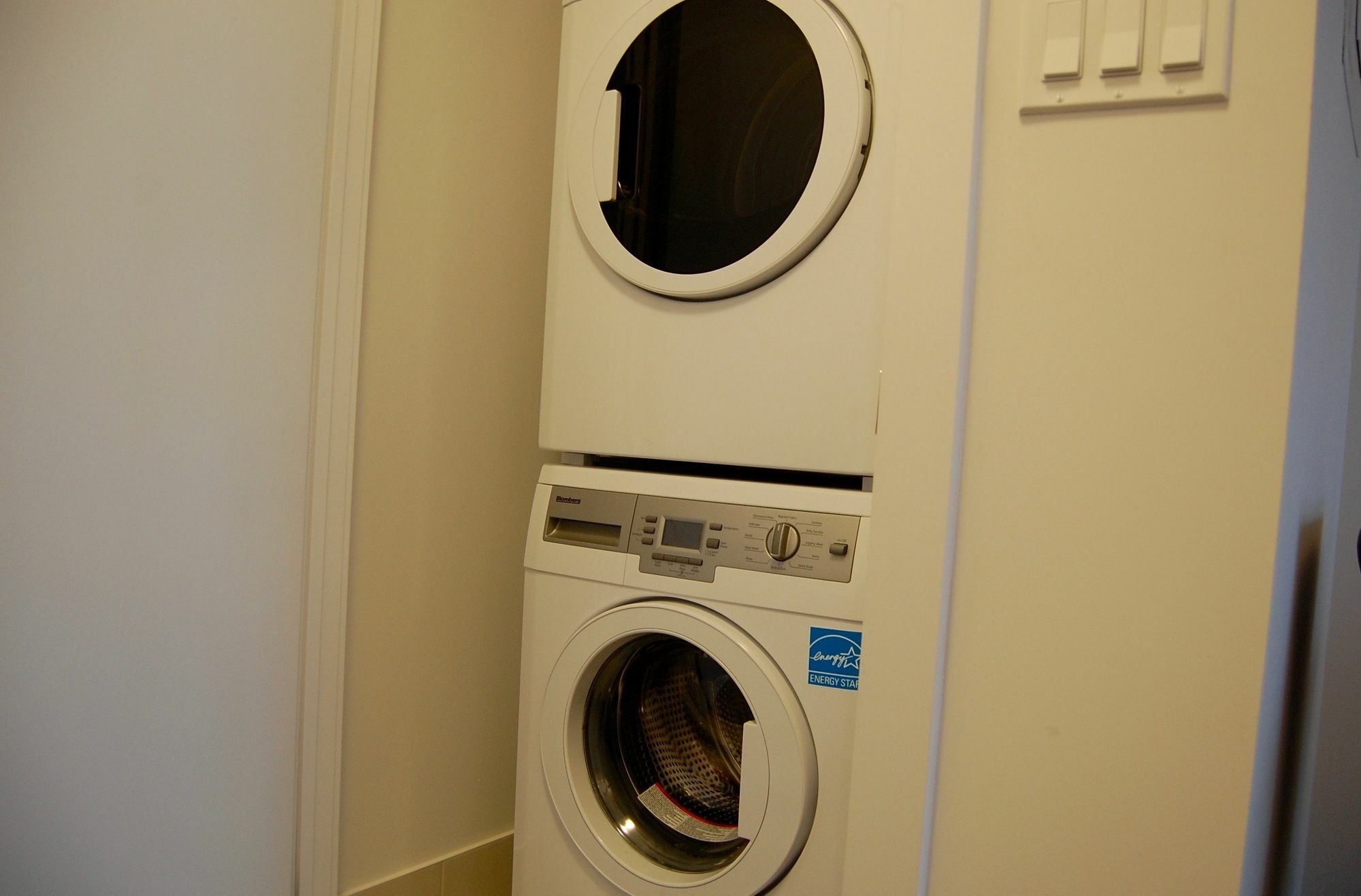 Shops At Don Mills Furnished Apartments Toronto Eksteriør bilde